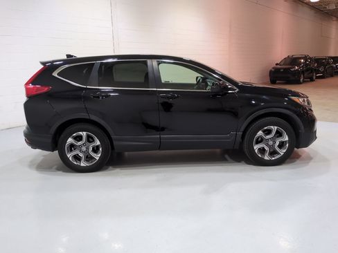 Used 2018 Honda CR-V EX-L image 2