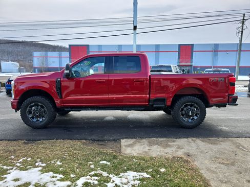 Used 2023 Ford F250 XLT w/ XLT Premium Package image 7