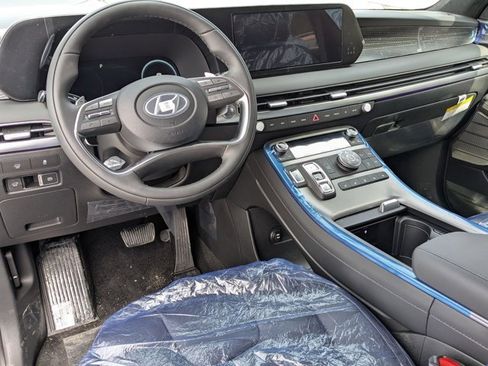 New 2025 Hyundai Palisade Calligraphy image 12