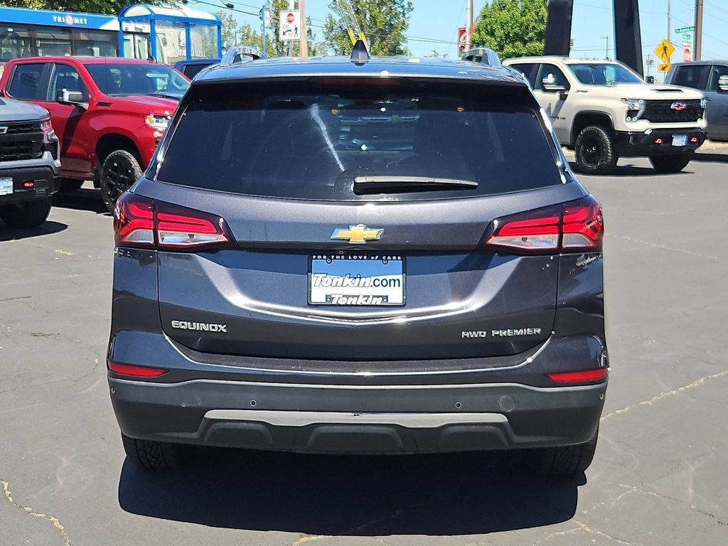 Used 2022 Chevrolet Equinox Premier AWD/4WD image 5