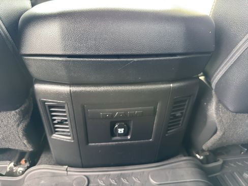 Used 2018 RAM 1500 Sport w/ Comfort Group AWD/4WD image 31