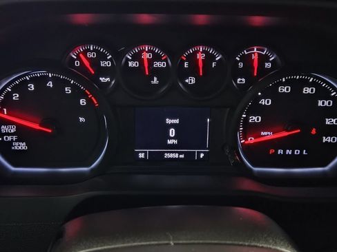 Used 2025 Chevrolet Silverado 1500 Custom RWD image 13