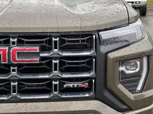 Used 2025 GMC Canyon AT4 w/ Technology Plus Package image 52