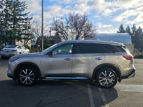 Used 2023 INFINITI QX60 Sensory w/ Vision Package image 4