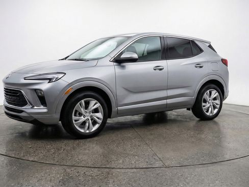 Used 2025 Buick Encore GX Preferred image 3