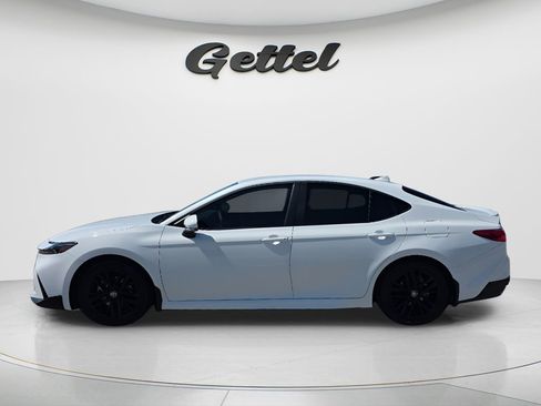 Certified 2025 Toyota Camry SE FWD image 8