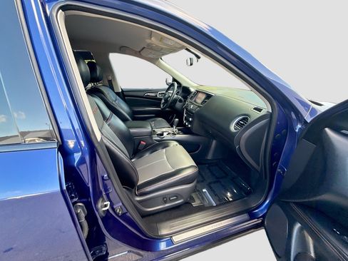 Used 2019 Nissan Pathfinder SL w/ Rock Creek Edition FWD image 32