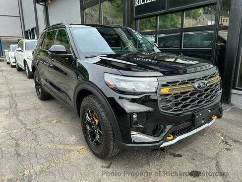 Used 2026 Ford Explorer Tremor w/ Tremor Ultimate Package AWD/4WD image 7