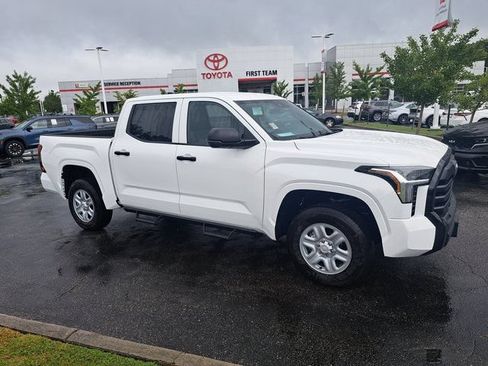 New 2026 Toyota Tundra SR AWD/4WD image 5