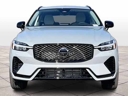 New 2026 Volvo XC60 T8 Ultra w/ Protection Package Premier image 5