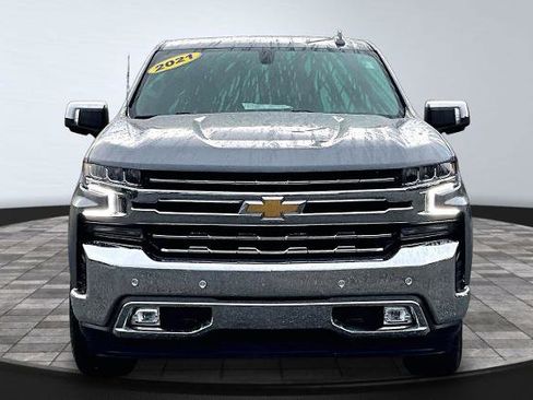 Used 2021 Chevrolet Silverado 1500 LTZ image 3