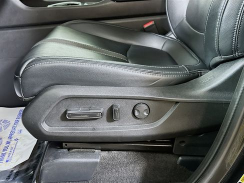 Used 2023 Honda Pilot EX-L image 18
