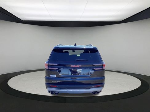 Used 2025 GMC Acadia Elevation image 7