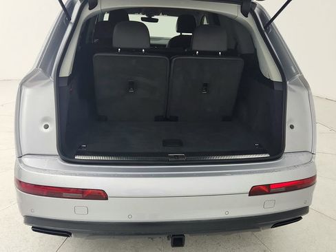 Used 2019 Audi Q7 3.0T Prestige w/ Prestige Package AWD/4WD image 36