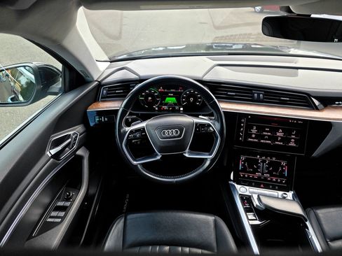 Used 2019 Audi e-tron Premium Plus AWD/4WD image 20