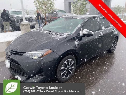Used 2019 Toyota Corolla LE image 3