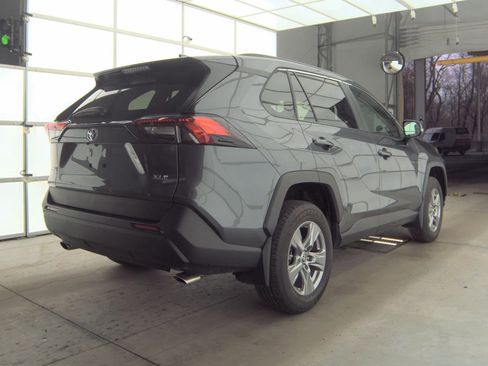 Used 2024 Toyota RAV4 XLE FWD image 6
