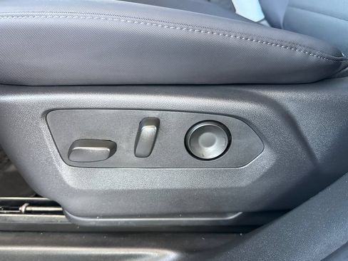 Used 2025 GMC Hummer EV 3X AWD/4WD image 17