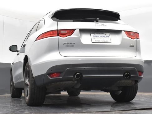 Used 2019 Jaguar F-PACE Premium AWD/4WD image 27