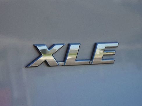 Used 2024 Toyota RAV4 XLE image 17