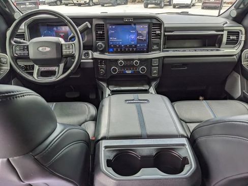 Certified 2025 Ford F450 Platinum w/ FX4 Off-Road Package AWD/4WD image 15