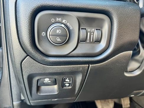 Used 2022 RAM 1500 Laramie AWD/4WD image 27