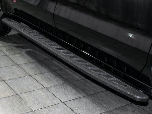 Used 2022 GMC Sierra 1500 AT4 image 90