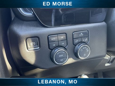 Certified 2022 Chevrolet Silverado 1500 LT w/ Z71 Off-Road Package image 17