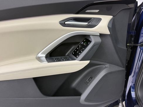 New 2025 Audi Q5 Premium Plus image 23