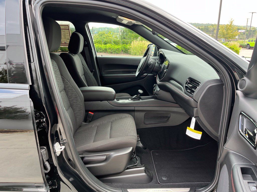 Used 2027 Dodge Durango GT w/ Blacktop Package AWD/4WD image 26