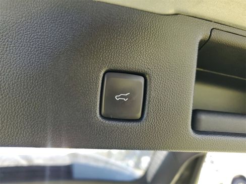 Used 2023 Ford Escape ST-Line image 10