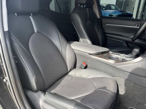 Used 2024 Toyota Camry XSE FWD image 11