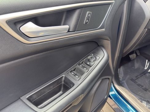 Used 2020 Ford Edge SEL w/ Convenience Package AWD/4WD image 11