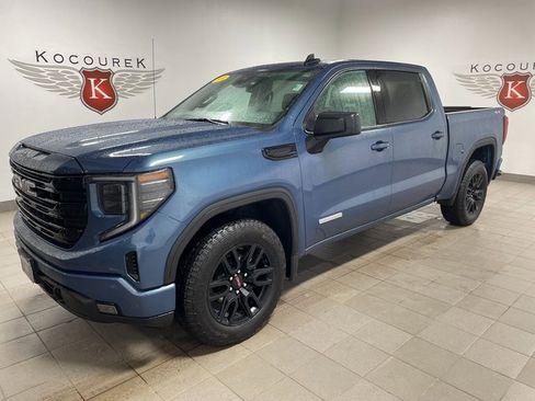 Used 2024 GMC Sierra 1500 Elevation image 3