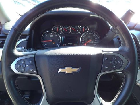 Used 2015 Chevrolet Suburban LTZ image 22