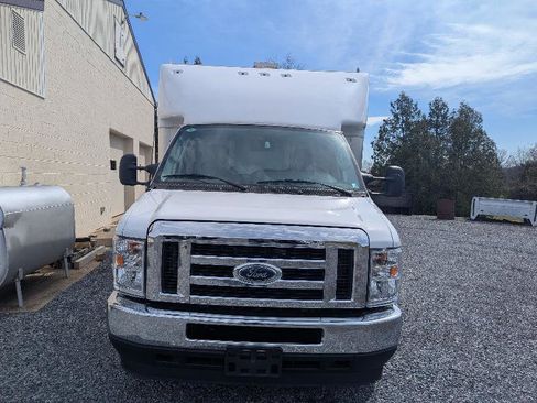Used 2024 Ford E-350 and Econoline 350 Super Duty w/ Power Windows & Locks Group RWD image 22