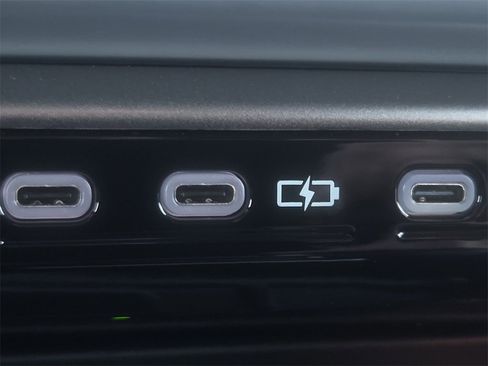 New 2026 Lexus TX 500h AWD image 22