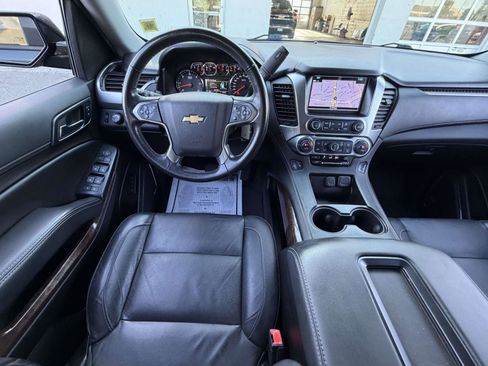 Used 2020 Chevrolet Suburban LT w/ RST Edition AWD/4WD image 15