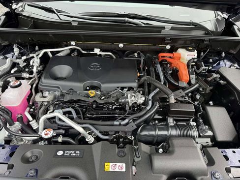 Used 2025 Toyota RAV4 XSE w/ Weather Package image 27