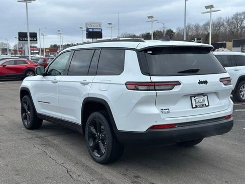 New 2025 Jeep Grand Cherokee L Altitude image 8