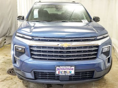 New 2026 Chevrolet Traverse LT w/ LPO, Floor Liner Package FWD image 5