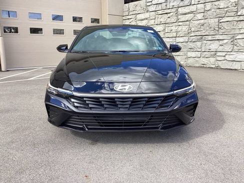 New 2026 Hyundai Elantra Sport FWD image 2