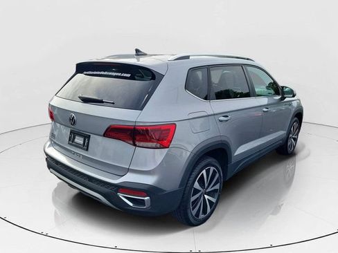 Used 2022 Volkswagen Taos SE FWD image 31