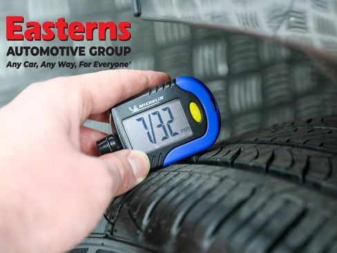 Used 2022 Dodge Challenger GT w/ Driver Convenience Group image 27