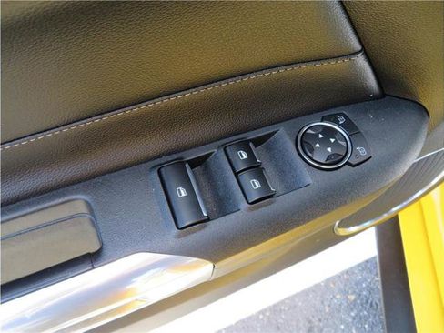 Used 2015 Ford Mustang Premium image 11