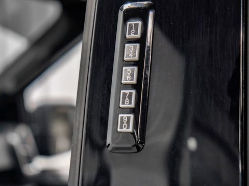 Used 2016 Ford F150 XLT w/ Equipment Group 302A Luxury image 38