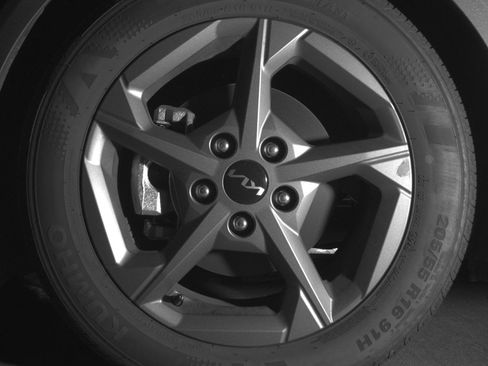 Used 2025 Kia K4 FWD image 12