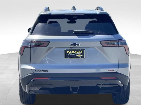New 2026 Chevrolet Equinox RS w/ Convenience Package III FWD image 4