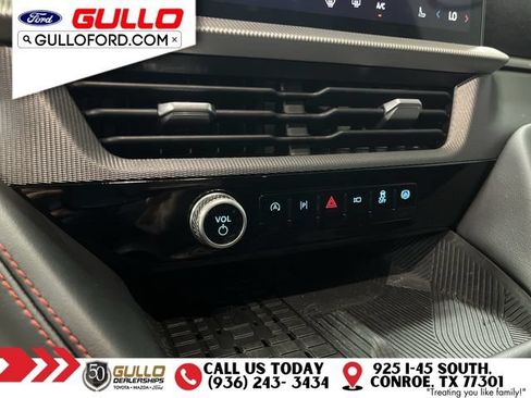 Used 2025 Ford Explorer ST w/ Sun And Sound Package AWD/4WD image 27