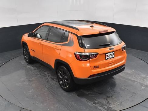 New 2026 Jeep Compass Latitude w/ Sun and Sound Group AWD/4WD image 42